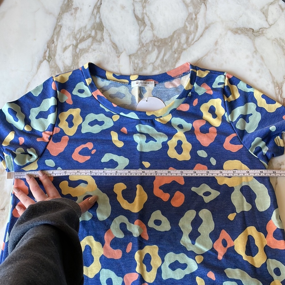 NWT Bombom Blue Animal Print Short Sleeve Tee - Picture 7 of 7